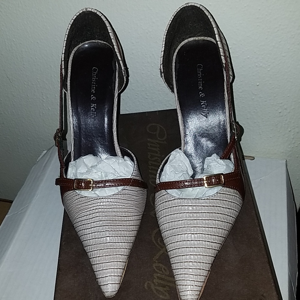 Christine & Kelly prime d'orsay buckle heel - Picture 2 of 8